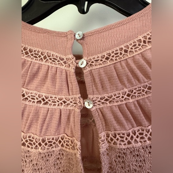 Free People Pink Pleated Smocked Blouse Size M - Picture 4 of 9